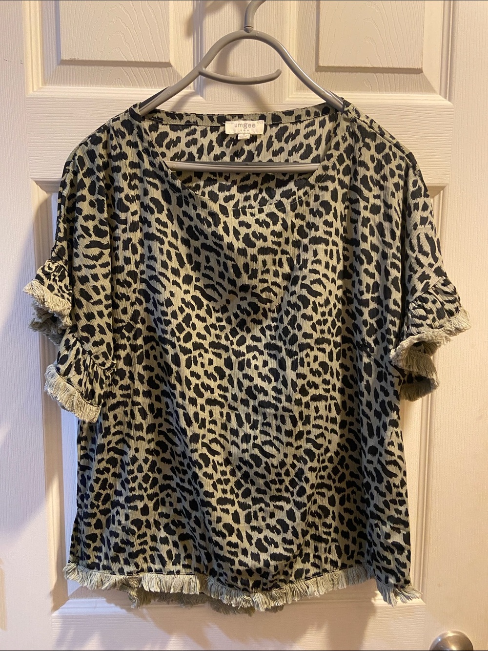 Umgee Olive & Black Leopard Print Fringe Sleeve Top